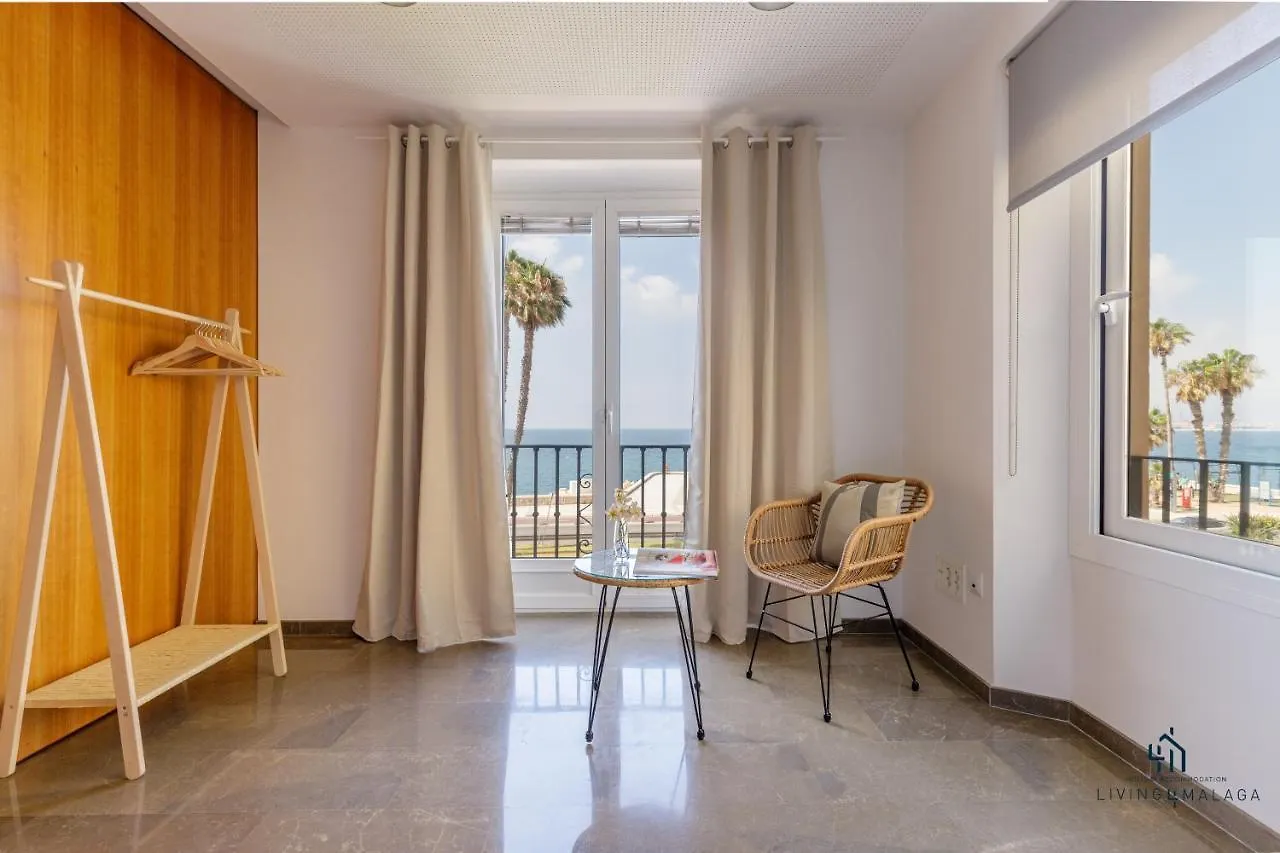 Living4Malaga Seafront Duplex Apartment 0*, Malaga